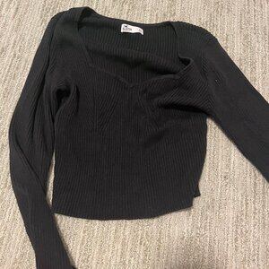 Hollister Black Sweater L